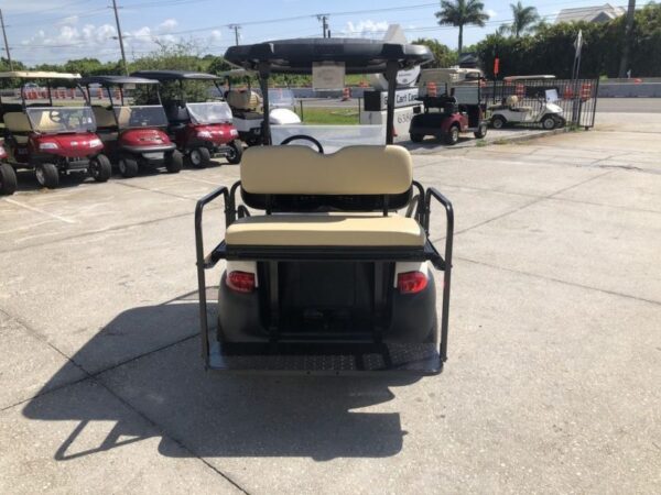 2017 Club Car® Precedent i2 Electric - Image 5