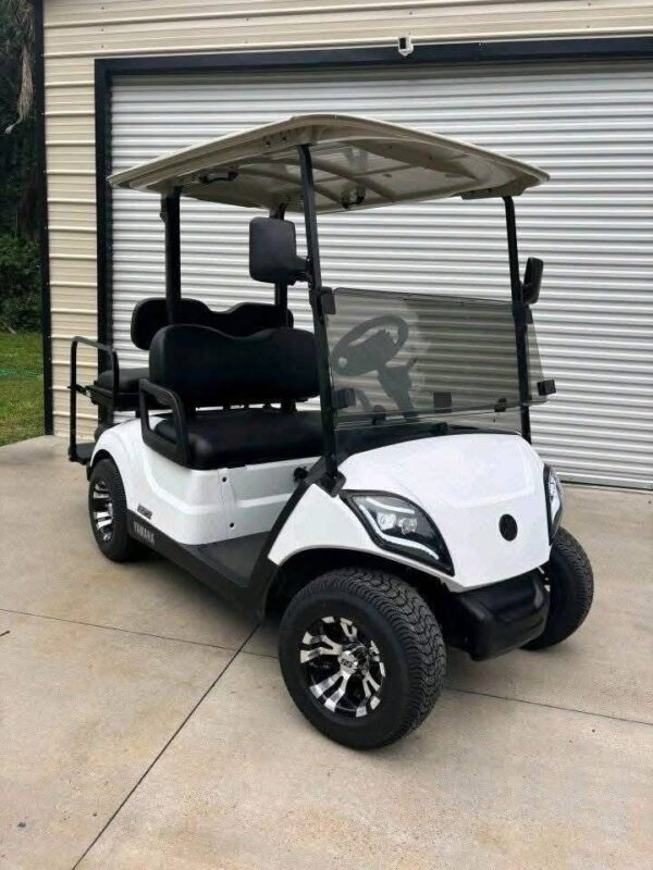 2017 Yamaha drive 2 Quiet tech gas golf cart - Image 2